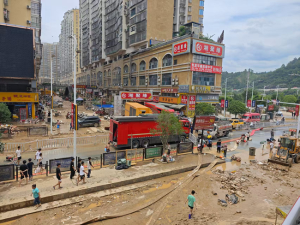 优配中国 多方驰援榕江致敬每一位平凡天使 全国爱心汇聚抗洪一线